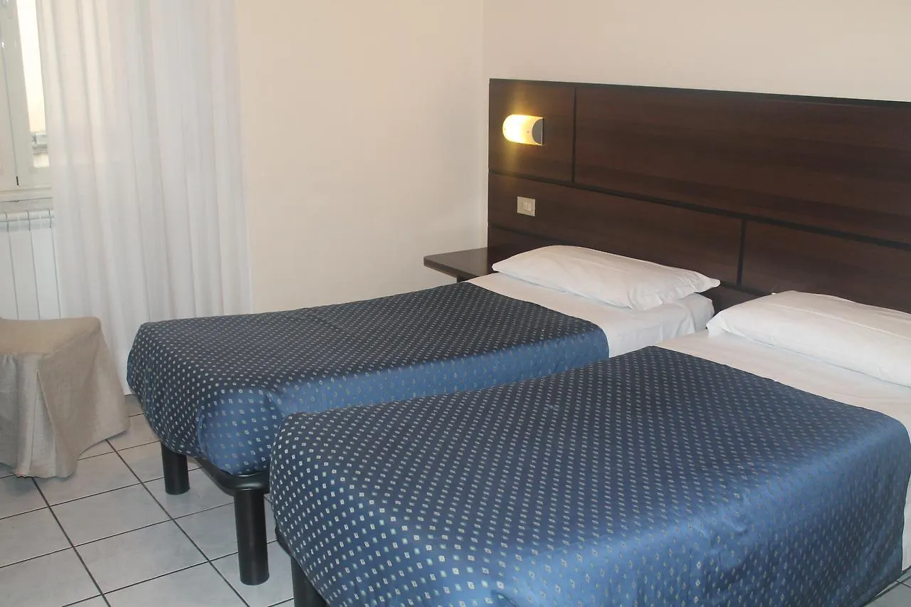 **  Hotel La Pace Milan Italy