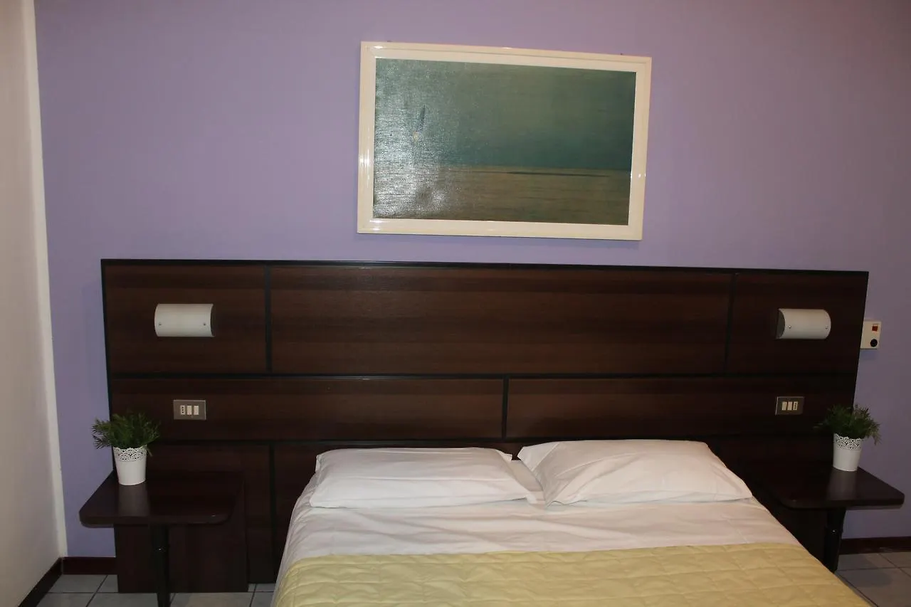 Hotel La Pace Milan